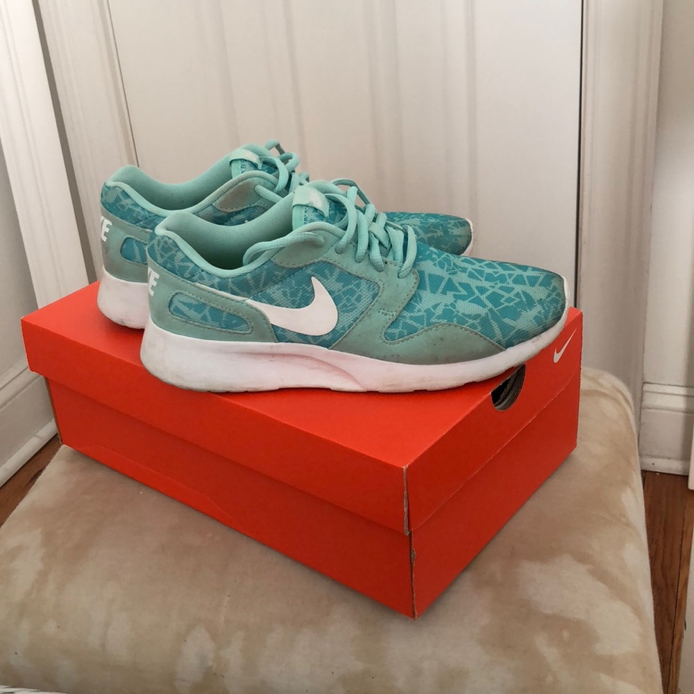 Used Nike sneakers